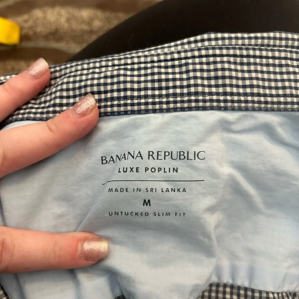 Banana republic black white checkered lux poplin button down shirt